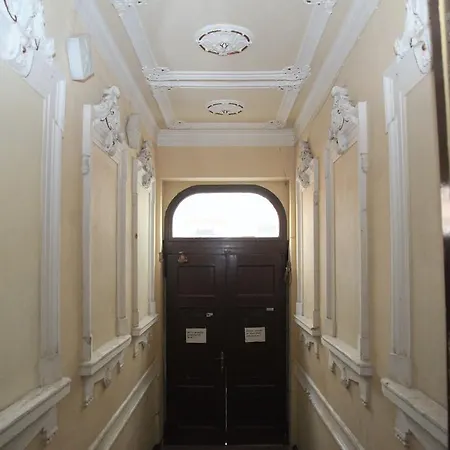 Charming Flats In Vinohrady | Praguestars 아파트 프라하