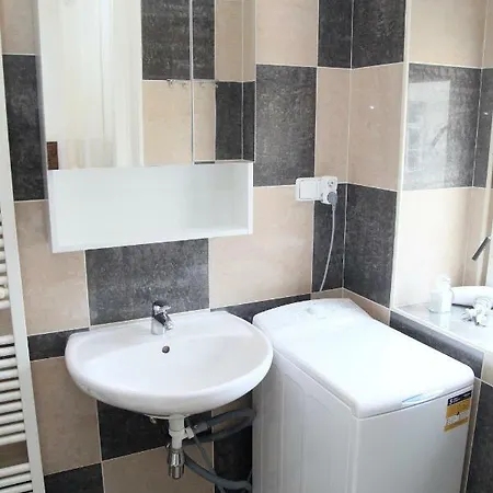Charming Flats In Vinohrady | Praguestars Prague